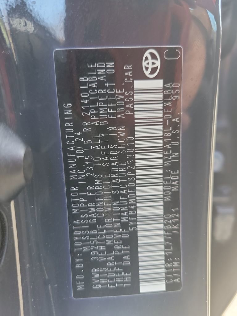 Certified 2025 Toyota Corolla LE image 36