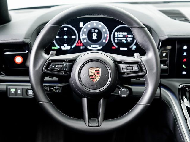 Certified 2025 Porsche Panamera 4 image 12