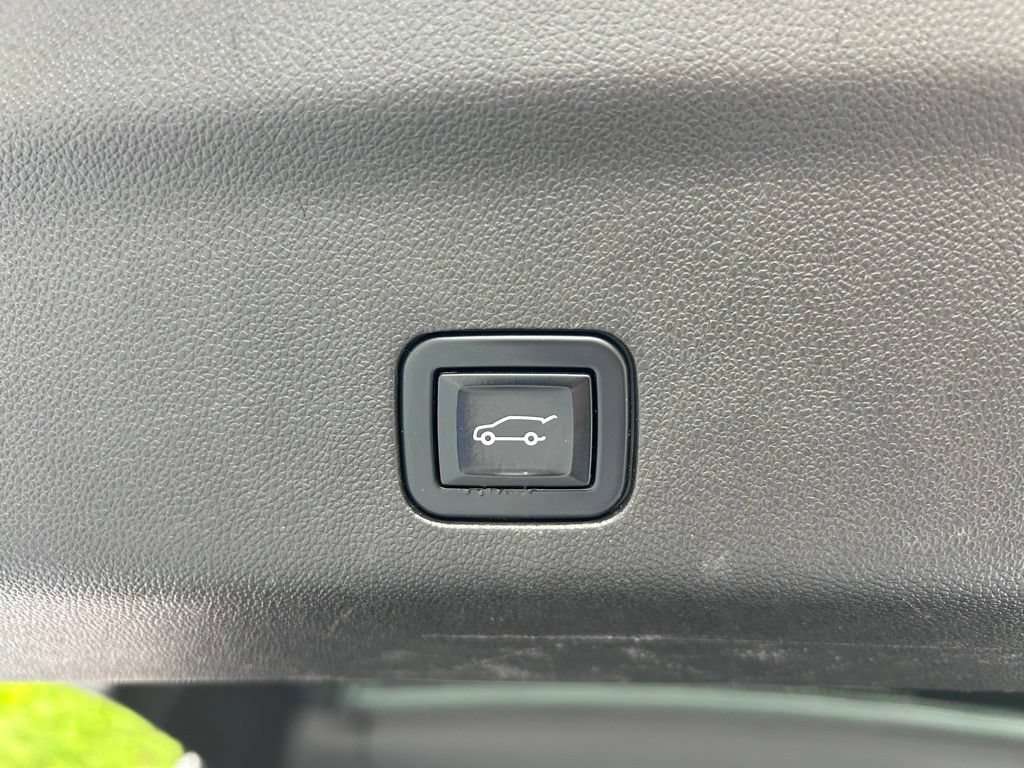 Used 2023 Cadillac Escalade ESV V AWD/4WD image 48
