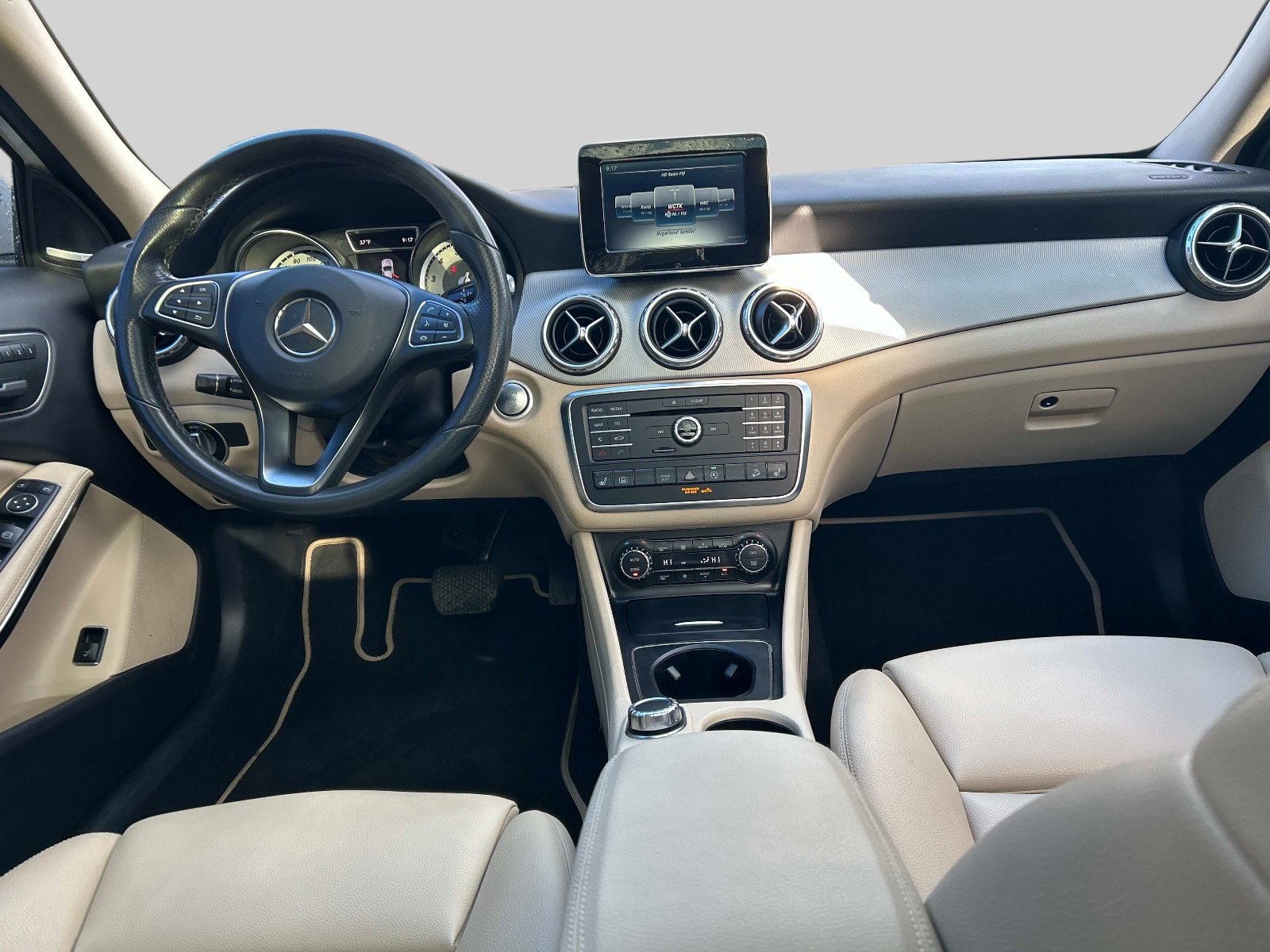 Used 2017 Mercedes-Benz GLA 250 GLA 250 4MATIC SUV AWD image 16