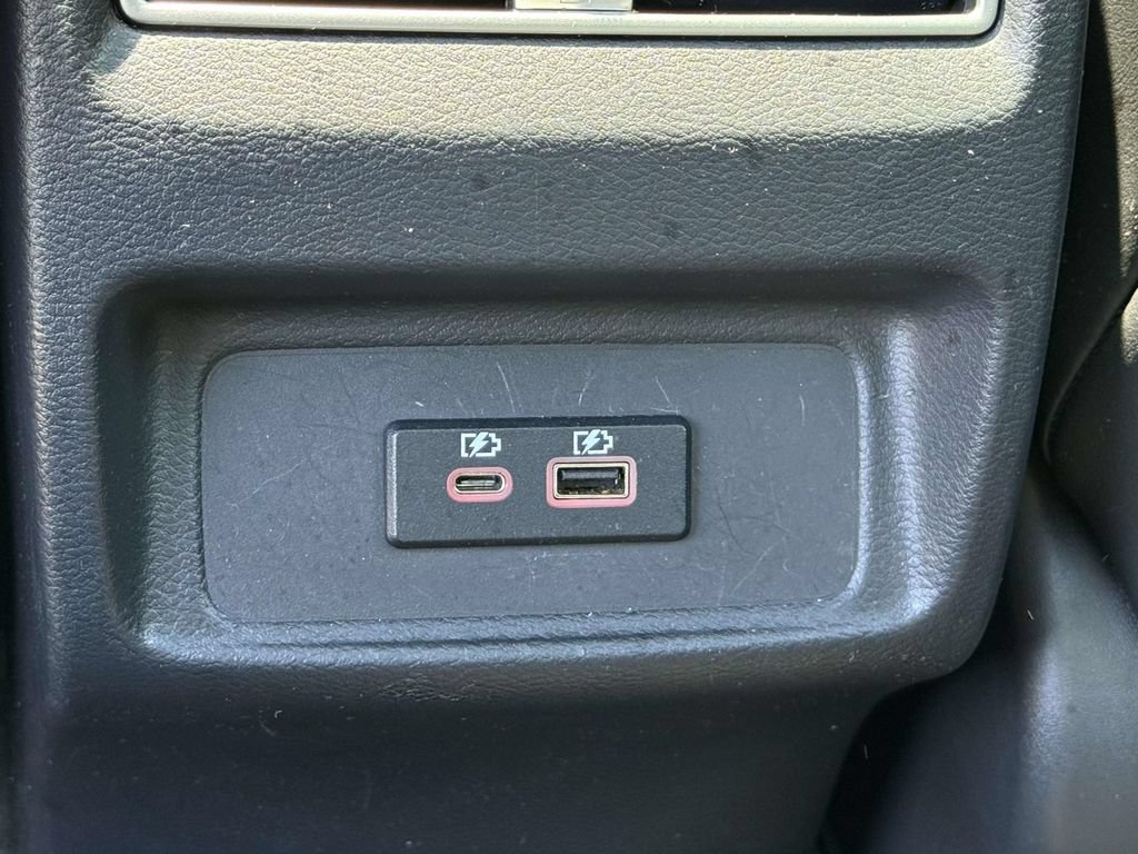 Used 2022 Nissan Maxima SR w/ Sport Mat Group FWD image 14