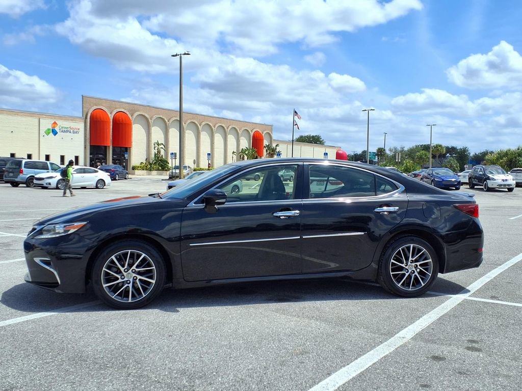 Used 2016 Lexus ES 350 w/ Accessory Package 2 FWD image 4