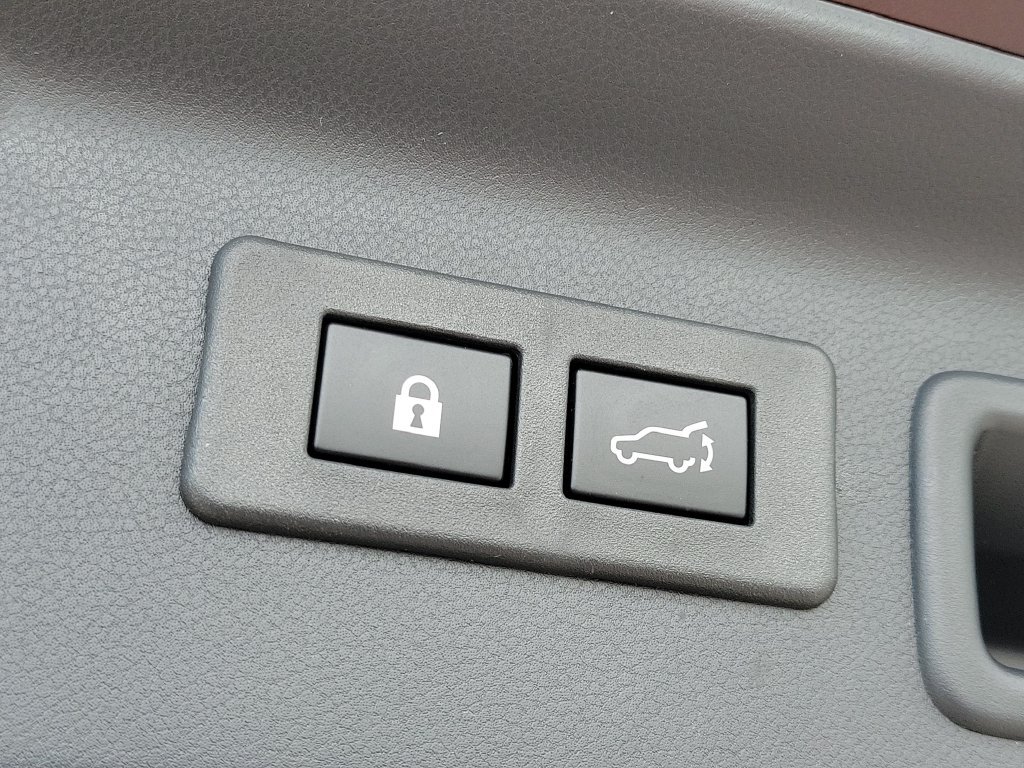 Certified 2026 Subaru Forester Touring AWD/4WD image 9