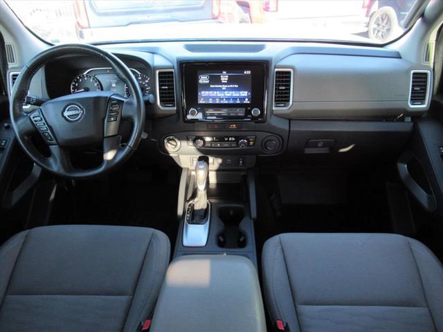 Used 2022 Nissan Frontier SV image 12