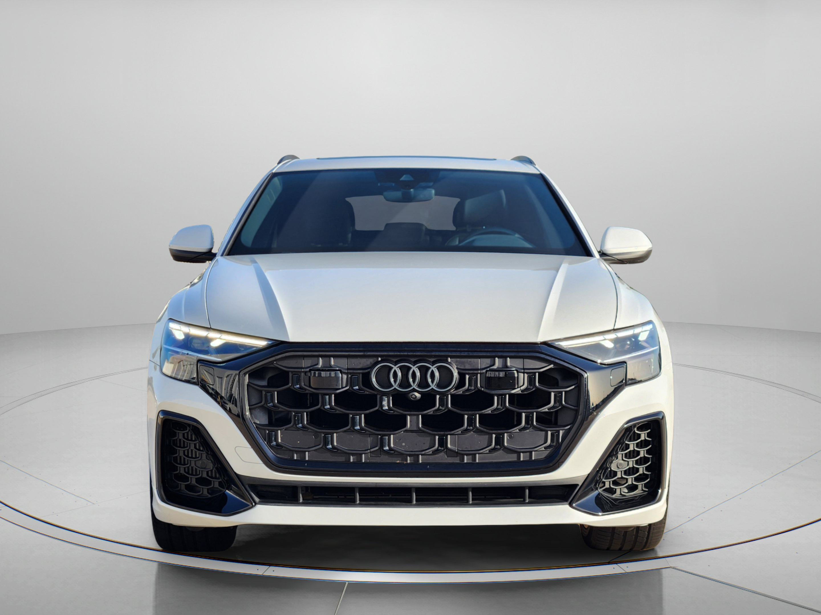 Used 2026 Audi Q8 Premium Plus AWD/4WD image 6