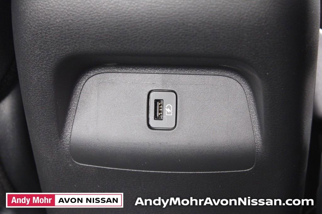 New 2025 Nissan Sentra SR w/ Midnight Edition image 16