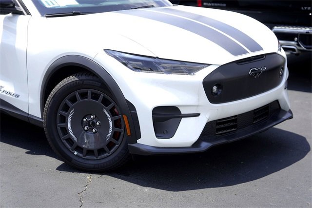 New 2025 Ford Mustang Mach-E GT image 4