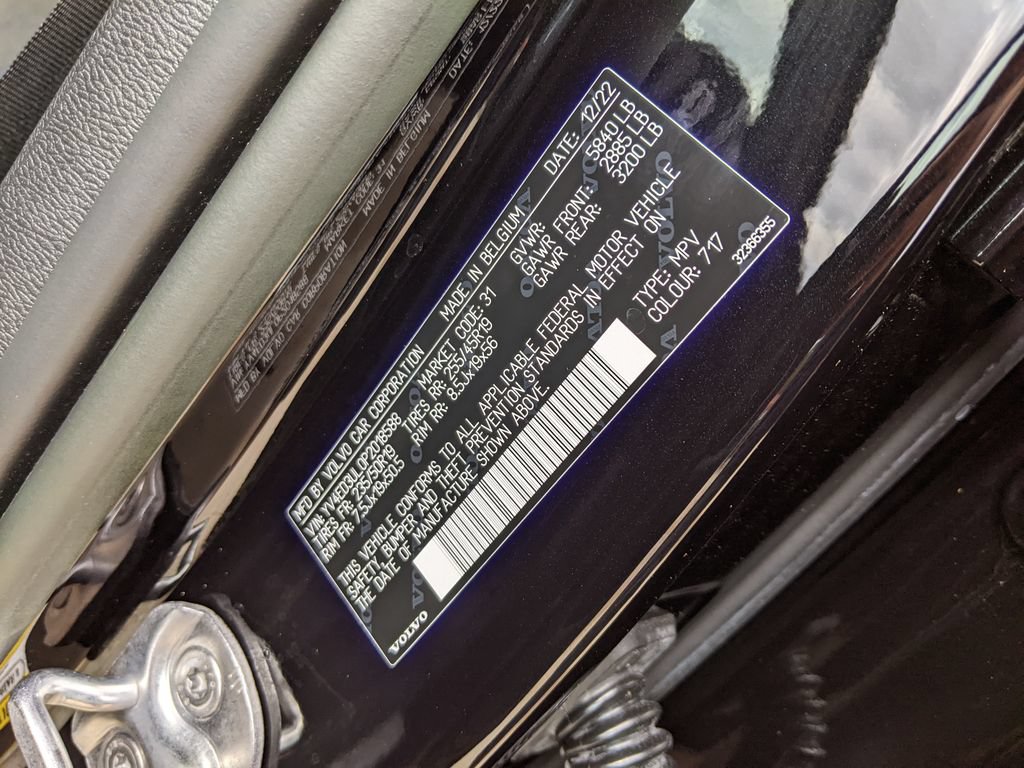 Certified 2023 Volvo XC40 Recharge Plus w/ Protection Package Premier AWD/4WD image 30