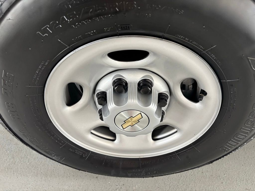 New 2025 Chevrolet Express 2500 Work Van w/ Driver Convenience Package image 13