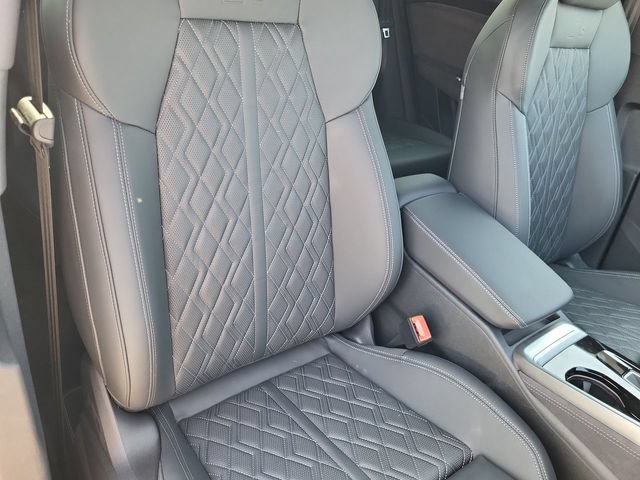 New 2026 Audi SQ5 Premium Plus AWD/4WD image 19