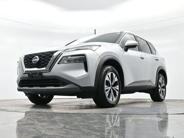 Used 2023 Nissan Rogue SV image 25