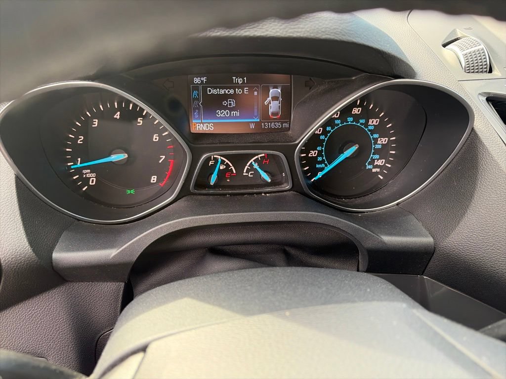 Used 2014 Ford Escape Titanium w/ Equipment Group 401A AWD/4WD image 16