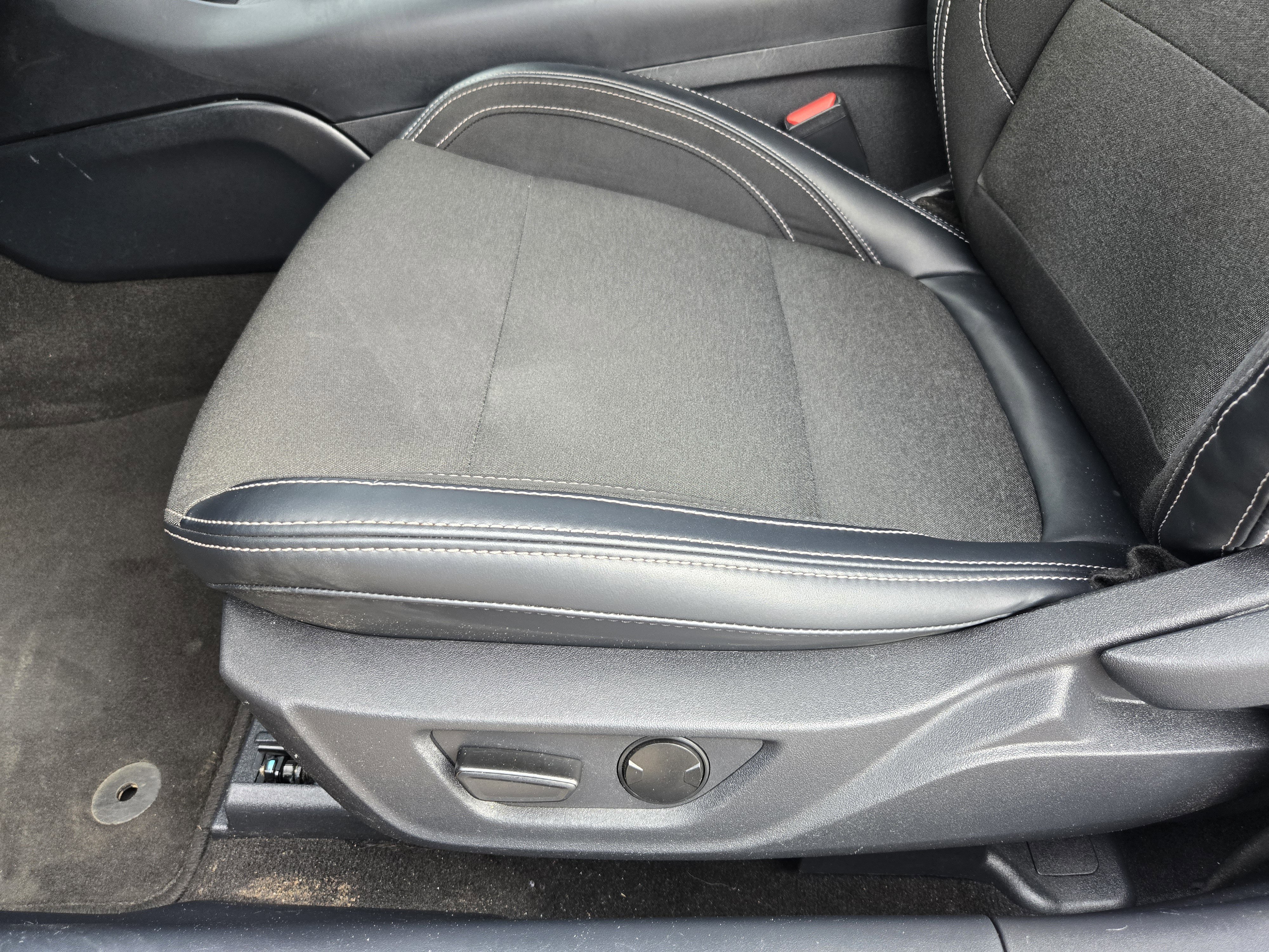 Used 2024 Ford Mustang Coupe image 18