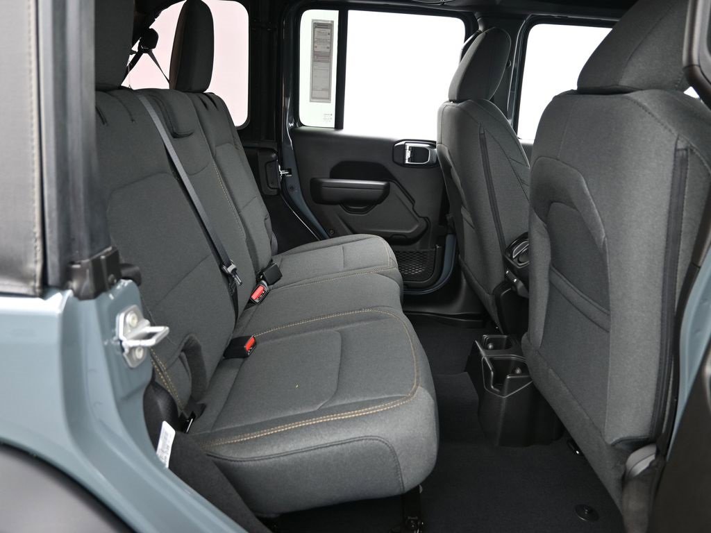 New 2025 Jeep Wrangler Sport S image 15