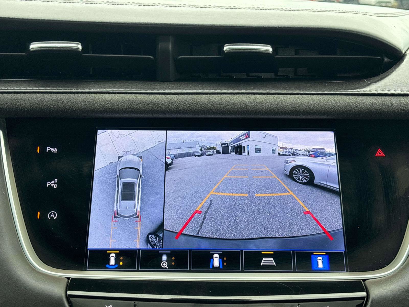 Used 2022 Cadillac XT5 Sportv w/ Platinum Package image 26