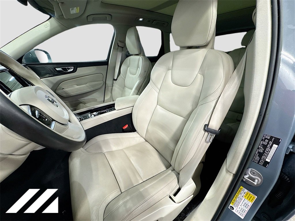 Used 2022 Volvo XC60 B6 Inscription w/ Advanced Package image 23