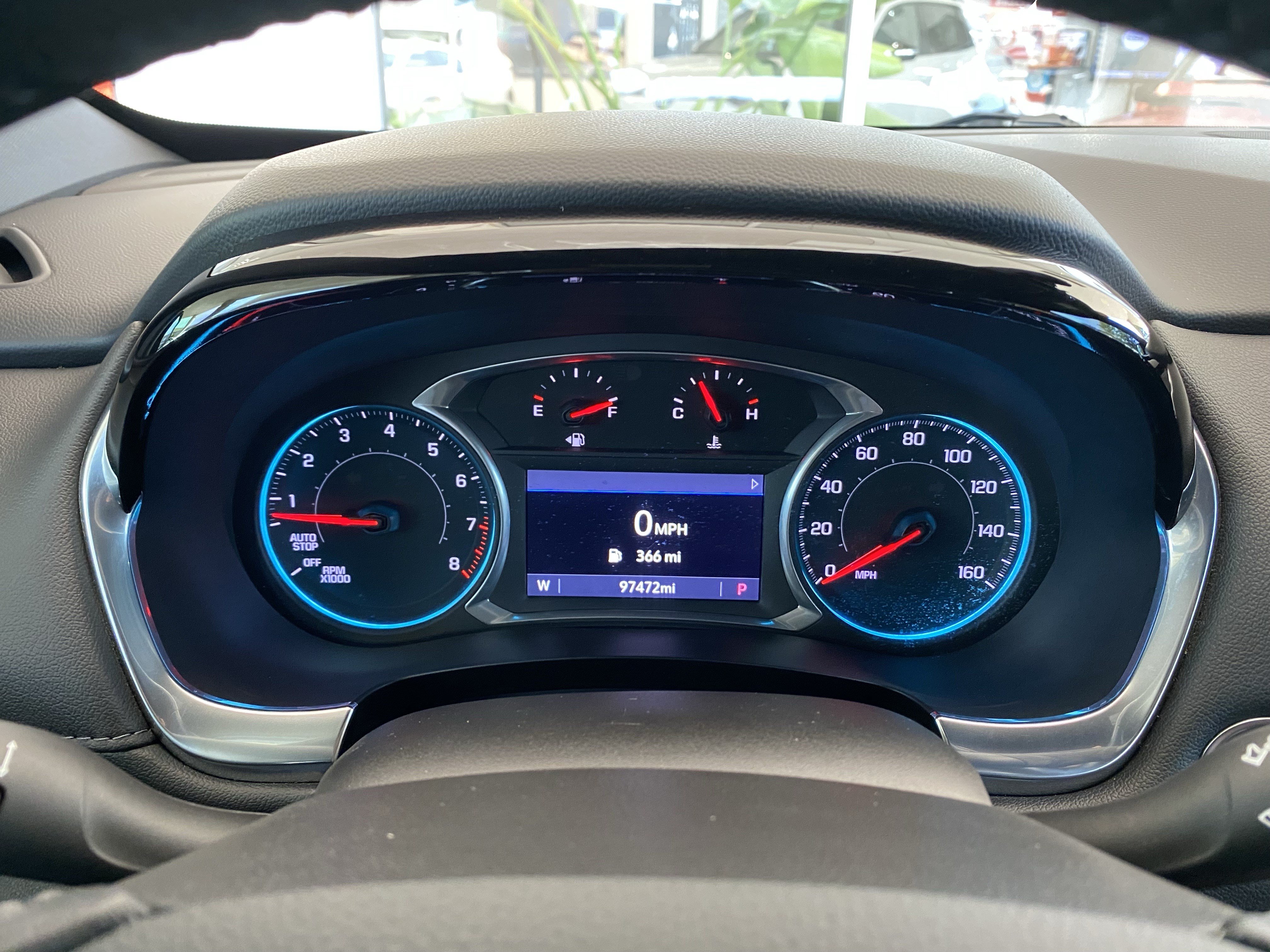 Used 2022 Chevrolet Traverse LT FWD image 31