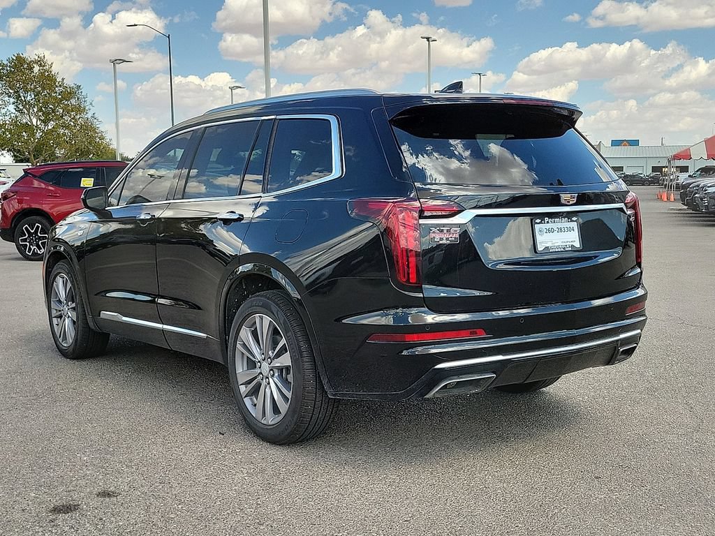 Used 2023 Cadillac XT6 Premium Luxury FWD image 8