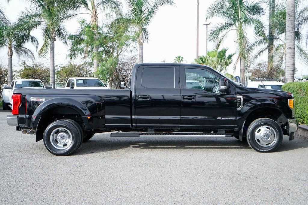Used 2017 Ford F350 Lariat w/ Lariat Value Package image 11