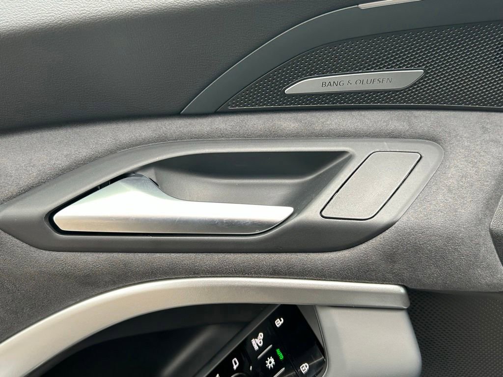 New 2026 Audi SQ5 Premium Plus AWD/4WD image 18