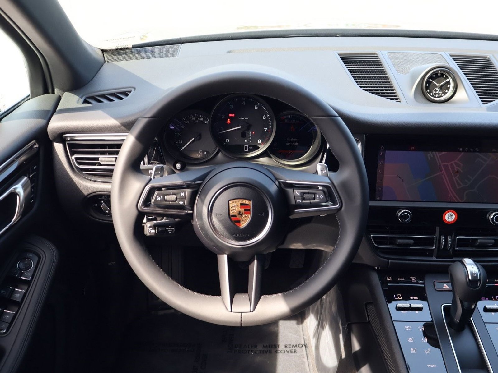 New 2026 Porsche Macan AWD/4WD image 15