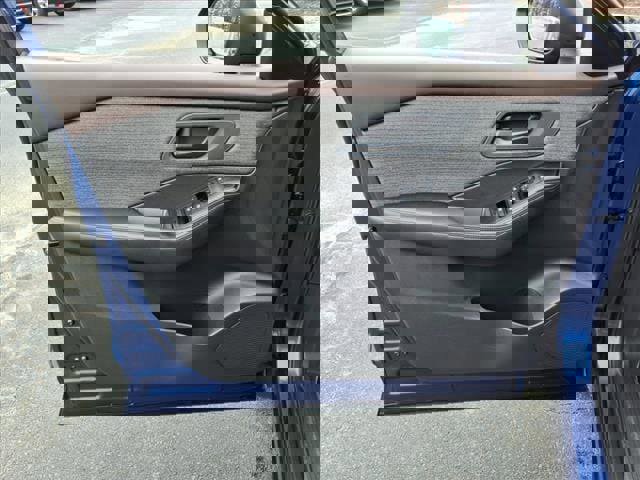 Used 2021 Nissan Rogue S image 7