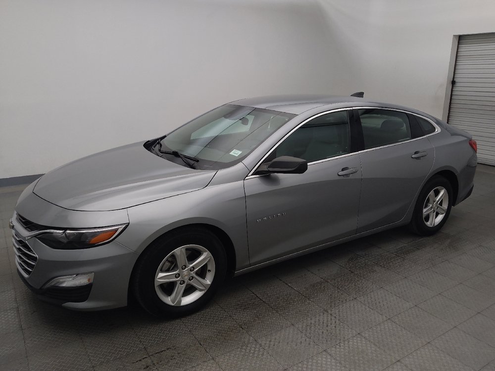 Used 2023 Chevrolet Malibu LS FWD image 2