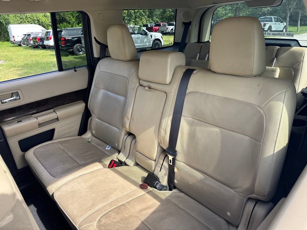 Used 2018 Ford Flex Limited FWD image 11