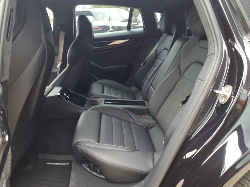 Certified 2026 Porsche Panamera Turbo AWD/4WD image 33
