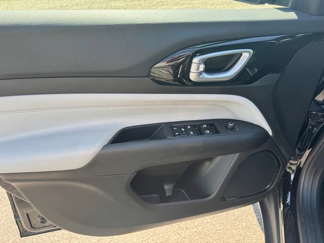 Certified 2024 Jeep Compass Limited AWD/4WD image 18