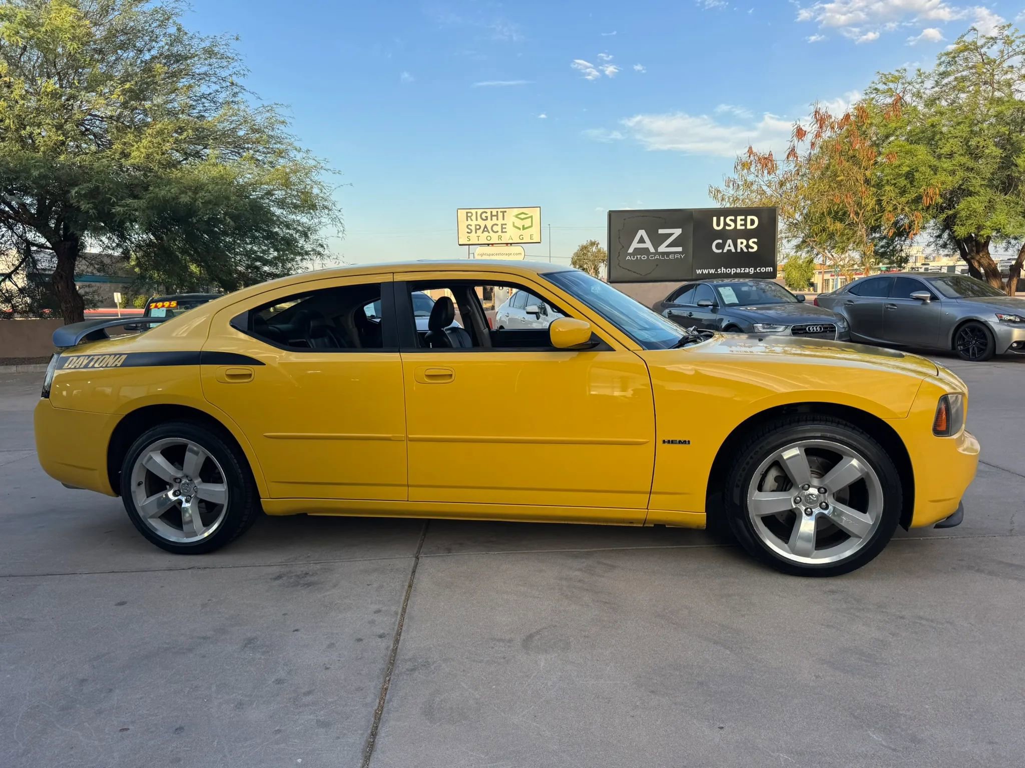 Used 2006 Dodge Charger R/T RWD image 5