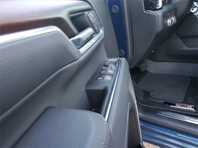 New 2026 GMC Sierra 2500 Denali w/ Denali Reserve Package image 11