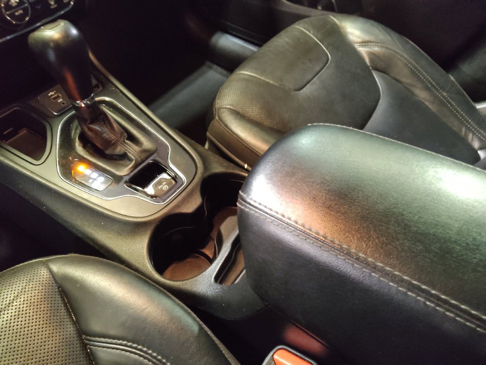 Used 2020 Jeep Cherokee Limited image 26