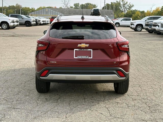 Certified 2024 Chevrolet Trax LT w/ Driver Confidence Package FWD image 7