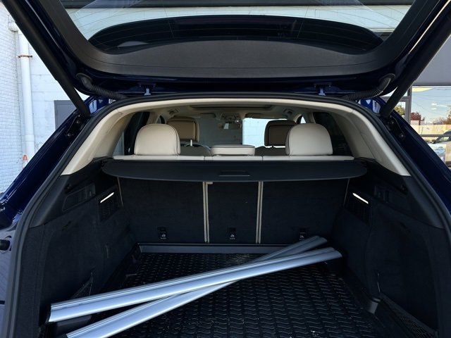 Used 2021 Audi Q5 Prestige w/ Prestige Package image 19