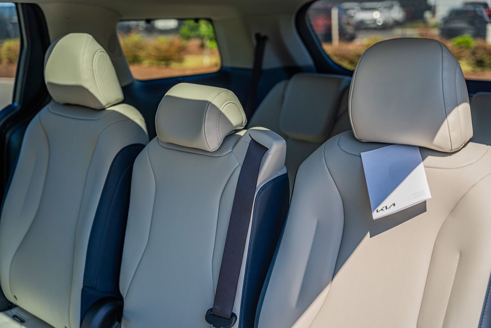 New 2026 Kia Carnival SX w/ SX Dark Edition Package image 15