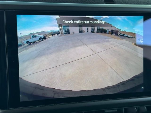 Used 2024 Jeep Wrangler Unlimited image 26