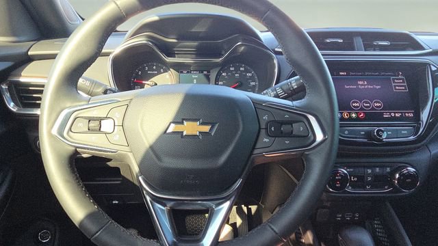 Used 2022 Chevrolet TrailBlazer ACTIV w/ Sun and Liftgate Package image 12