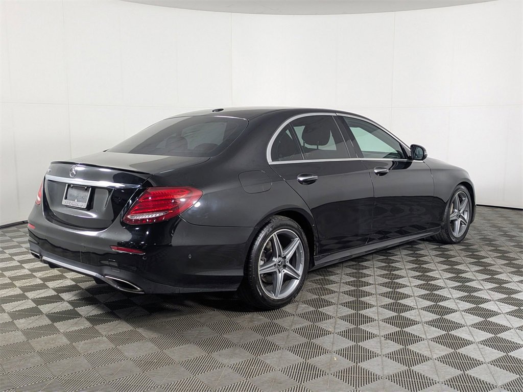 Used 2018 Mercedes-Benz E 300 image 5