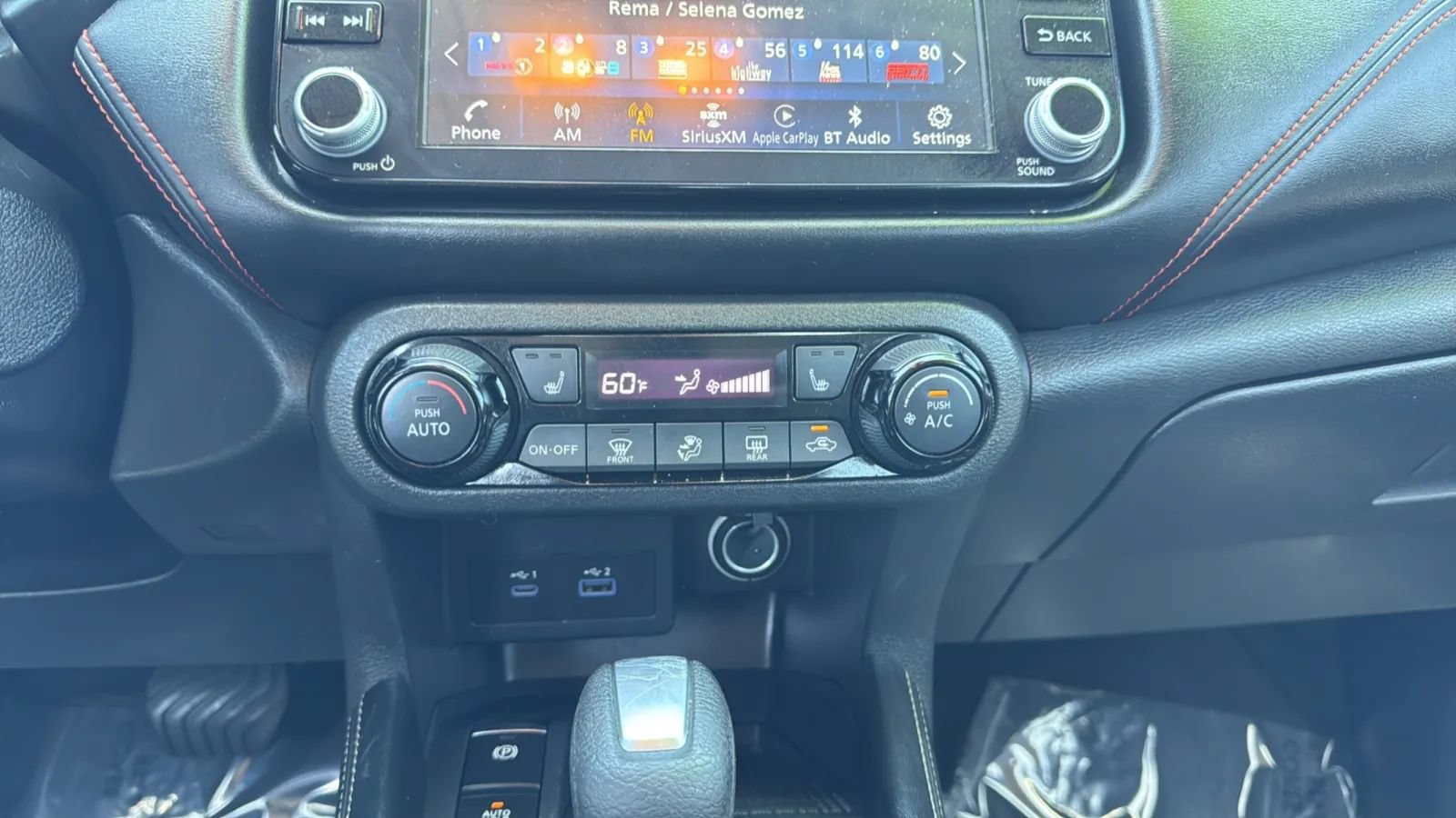 Used 2022 Nissan Kicks SR w/ Premium Package FWD image 24