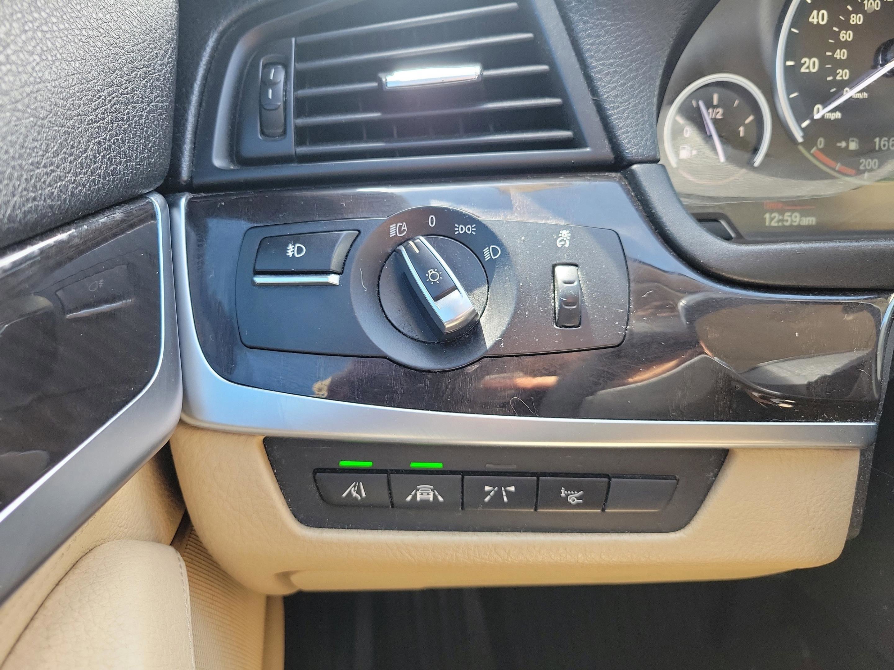 Used 2016 BMW 528i Sedan image 29