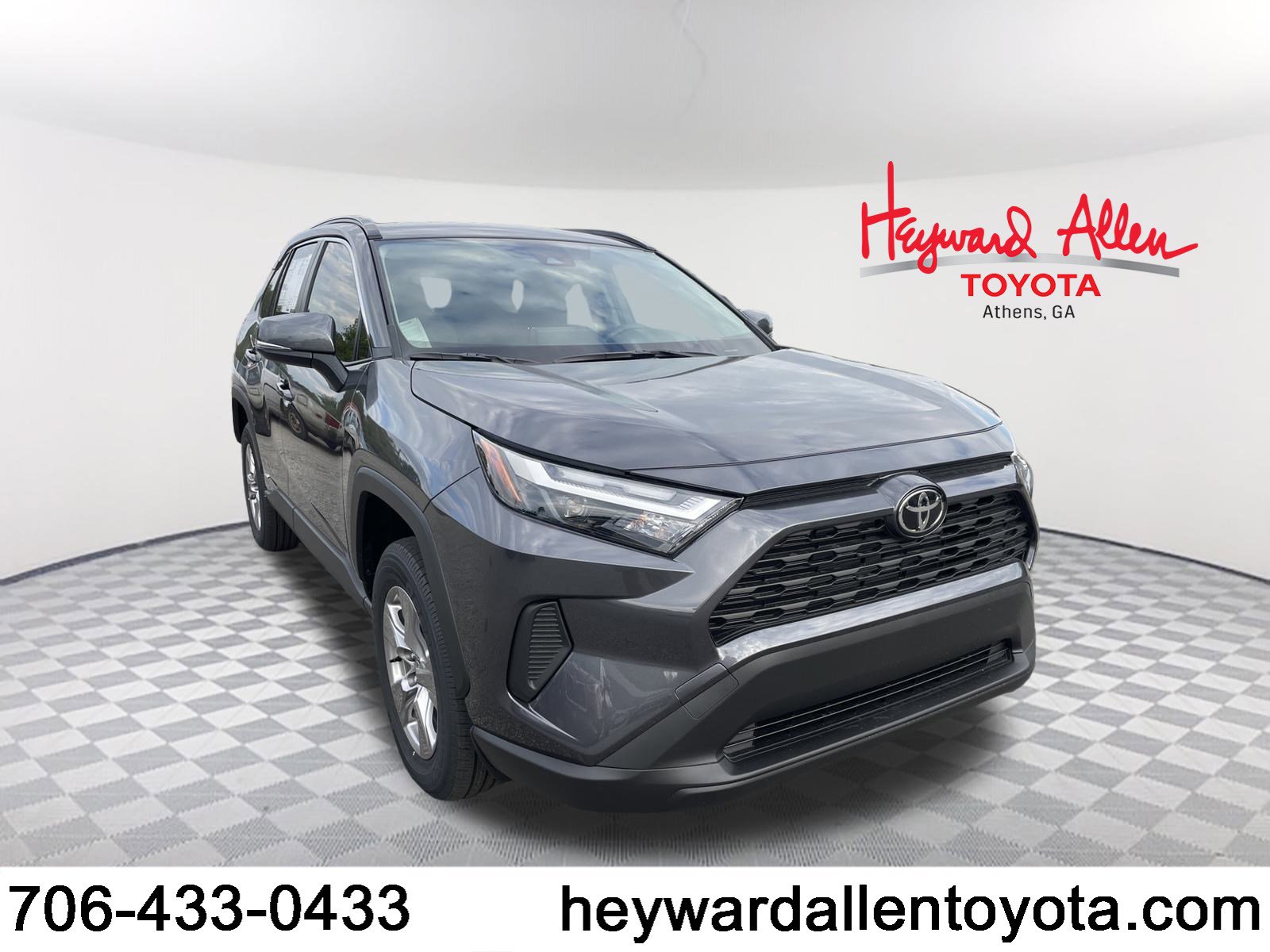 New 2025 Toyota RAV4 XLE