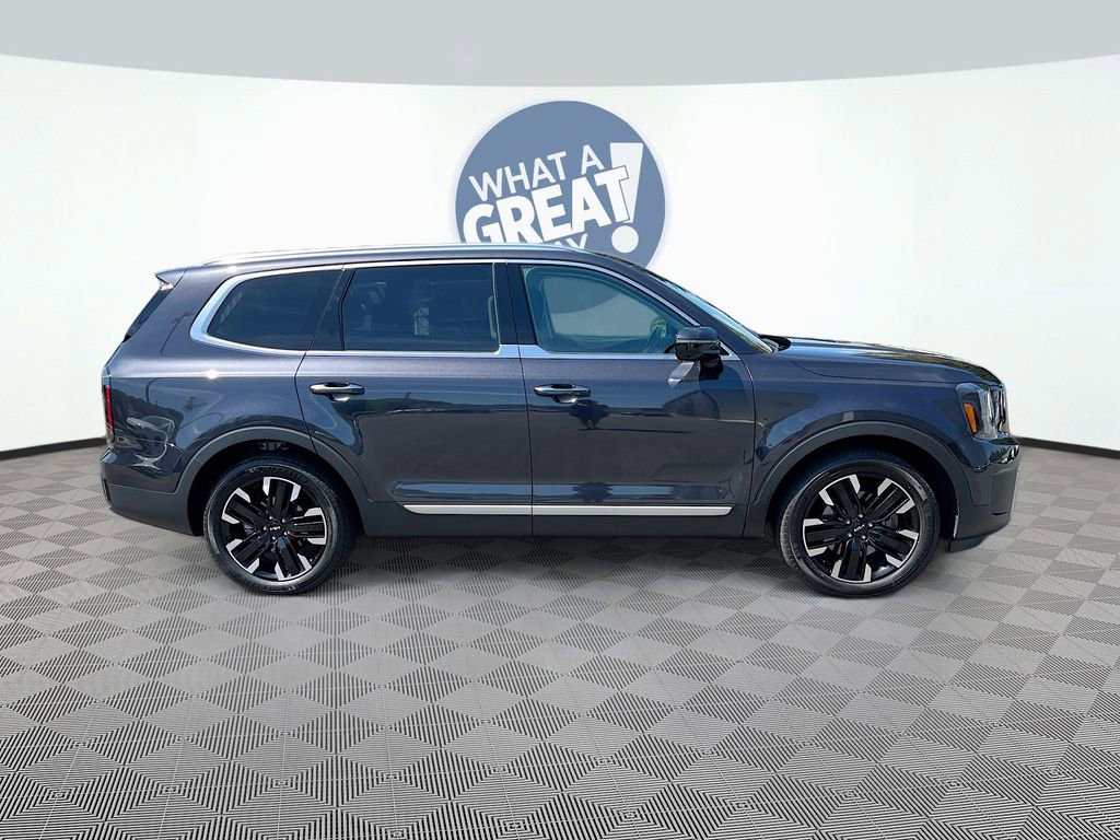 Used 2025 Kia Telluride SX Prestige AWD/4WD image 4