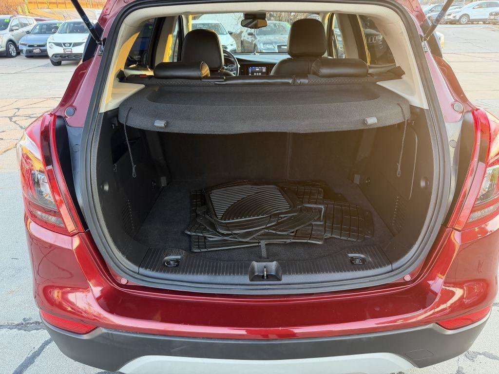 Used 2021 Buick Encore Preferred w/ Safety Package image 6