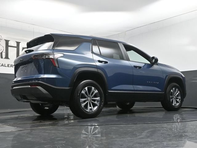 New 2026 Chevrolet Equinox LT w/ Safety and Technology Package FWD image 11