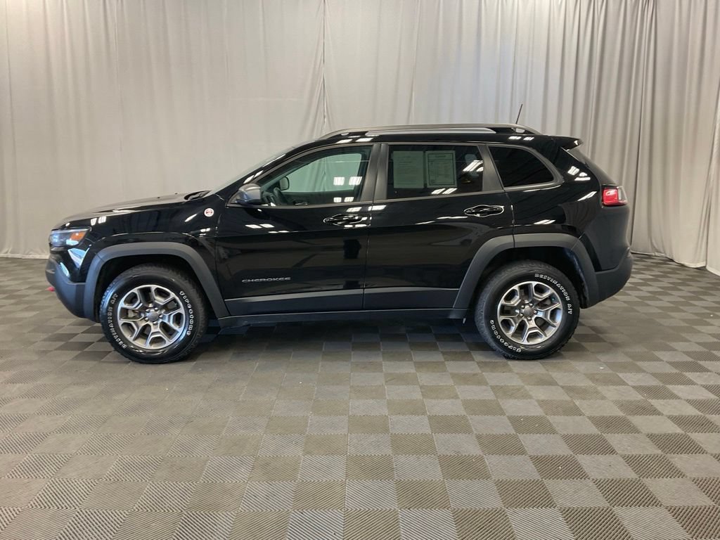 Used 2020 Jeep Cherokee Trailhawk w/ Cold Weather Group AWD/4WD image 5