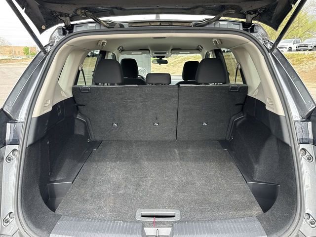 Used 2021 Nissan Rogue S AWD/4WD image 25