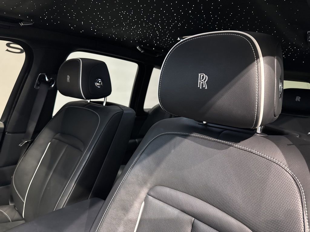 Used 2020 Rolls-Royce Cullinan AWD/4WD image 32