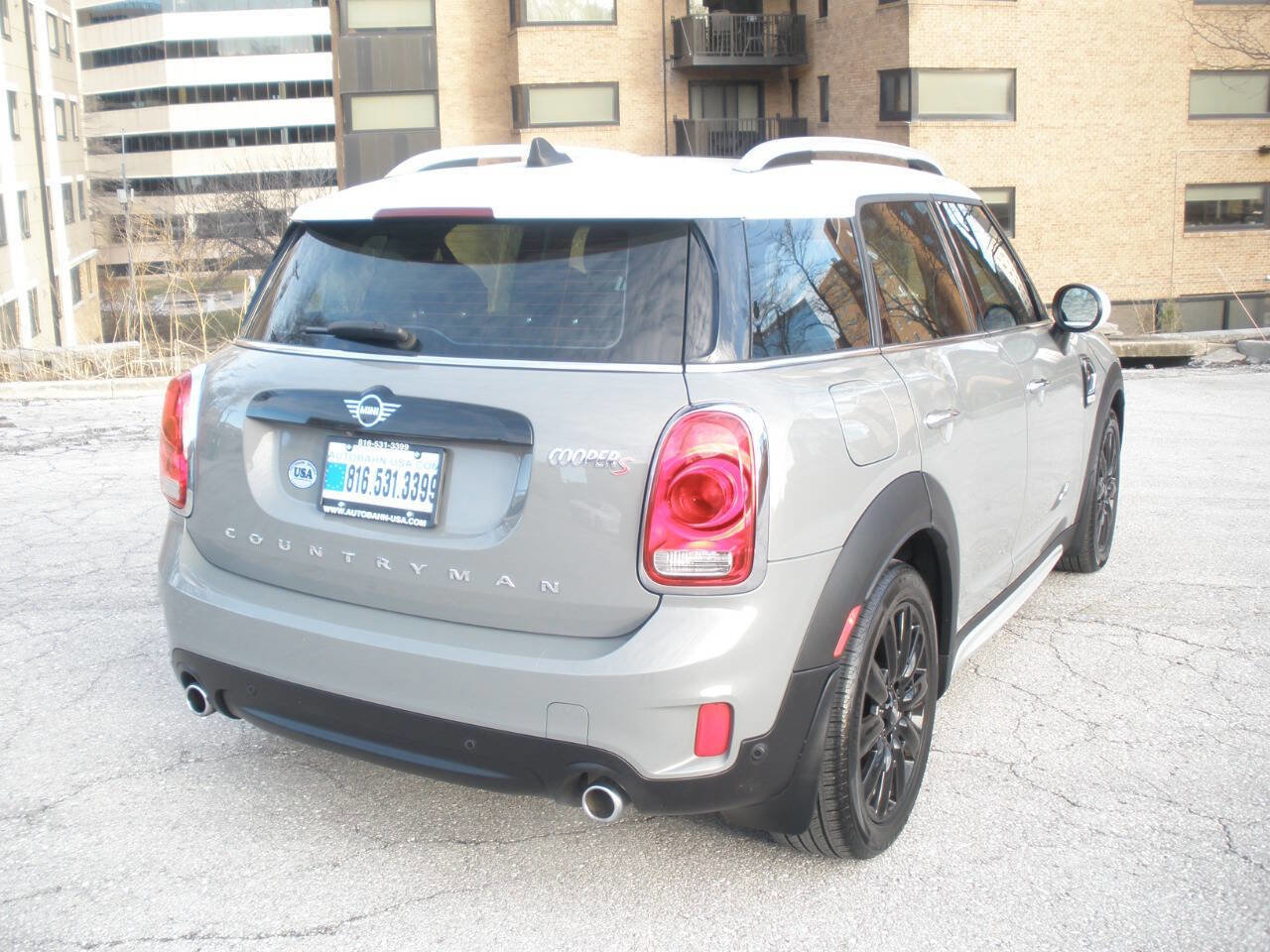 Used 2019 MINI Cooper Countryman S w/ Storage Package image 10