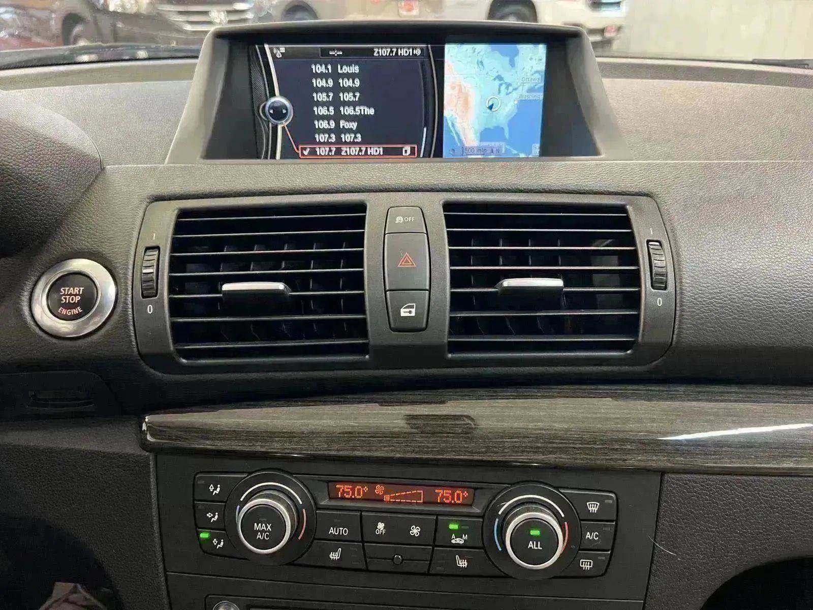 Used 2013 BMW 135i Convertible image 22